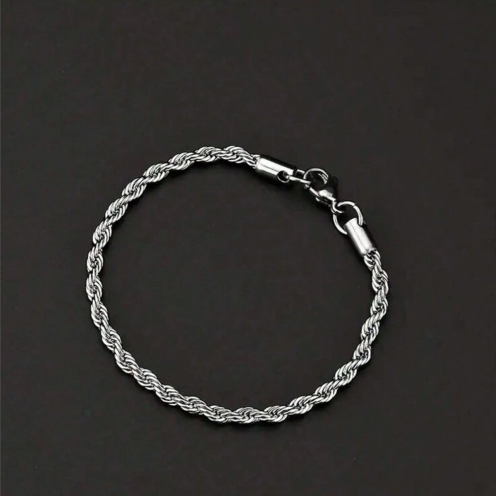 UNOPENED Silver Rope Chain Bracelet - Unisex